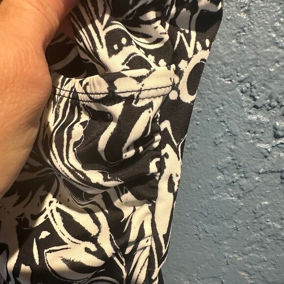 Jantzen Classics Tankini Top Black & White Boho Size 10 Hot Tub Pool Cruise - Picture 7 of 10